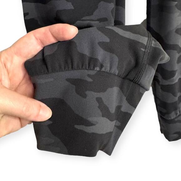 Athleta Gray Camo Salutation Jogger Soft and Stretchy Athleisure Women's Size S - Picture 6 of 9